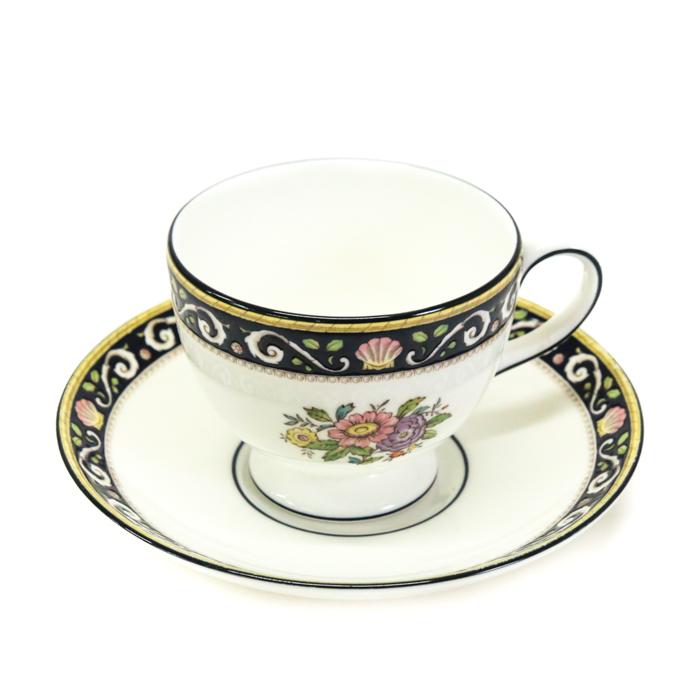 ウェッジウッド WEDGWOOD ティーカップ・ソーサー 4客 RUNNYMEDE ラニーミード ボーンチャイナ 金彩 花柄 極美品 mav18006｜posh｜02