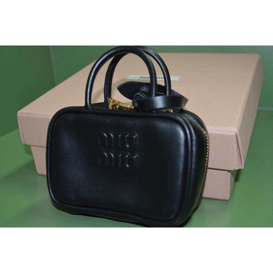 miu miu（ミュウミュウ） ボー レザー マイクロ バッグ 鞄 チャーム