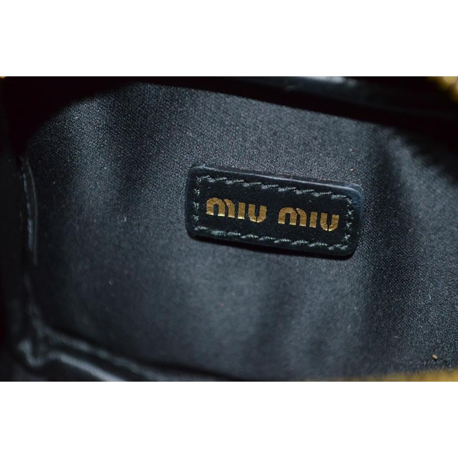 miu miu（ミュウミュウ） ボー レザー マイクロ バッグ 鞄 チャーム