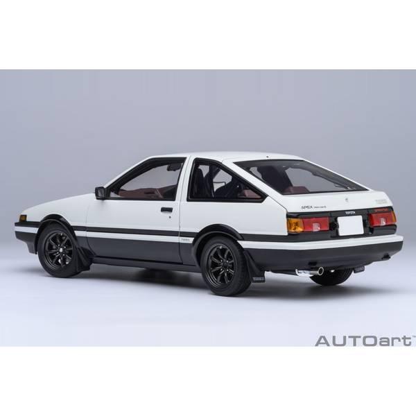 オートアート　スプリンター トレノ プロジェクトD　ファイナルバージョン オートアート 1/18 トヨタ スプリンタートレノ AE86 プロジェクトD