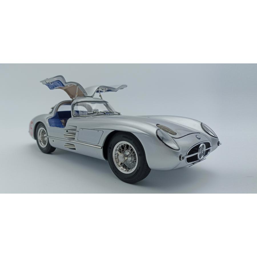 CMC 1/18 メルセデス・ベンツ 300 SLR クーペ No.15 1955 F1 CMC 1/18 メルセデス・ベンツ 300 SLR クーペ No.15 1955 F1