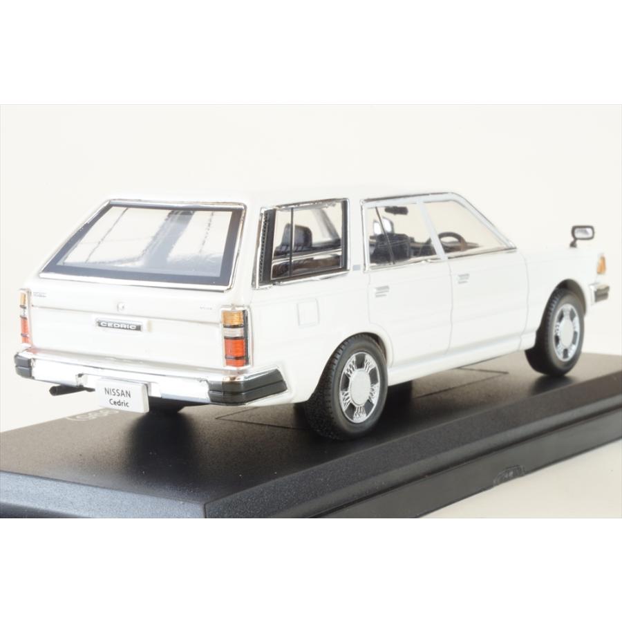 ★商談中★　　　　　5302 ノレブ 2002年 日産セドリックバン 1/43 ☆商談中☆ 5302 ノレブ 2002年 日産セドリックバン 1/43