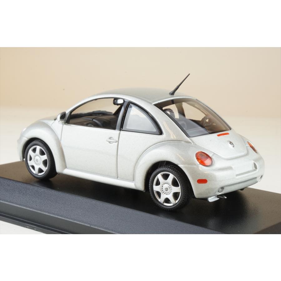 フォルクスワーゲン   ビートル　ミニカー マキシチャンプス 1/43 フォルクスワーゲン ニュービートル 1998