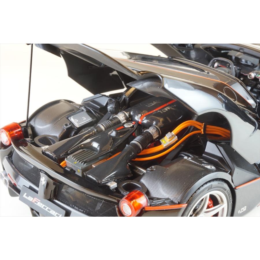 ミニチャンプス 1/18 フェラーリ ラフェラーリ アペルタ ミニチャンプス 1/18 フェラーリ ラフェラーリ アペルタ