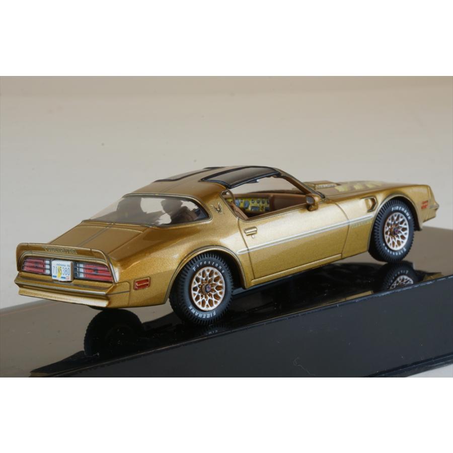 限定品　1977 ポンティアック ファイアーバード トランザム 　ジャダトイズ Amazon | Jada Toys HOLLYWOODシリーズ 1/24 トランザム7000
