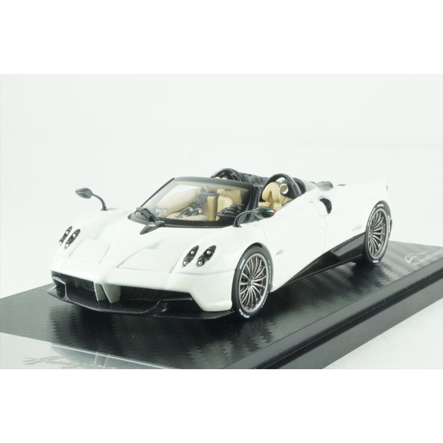 【中古】1/43 ｵｰﾙﾓｽﾄﾘｱﾙ ﾊﾟｶﾞｰﾆ ｳｱｲﾗ ﾛｰﾄﾞｽﾀｰ 2017 (ﾎﾜｲﾄ)[91][249008216706] オールモストリアル 1/43 パガーニ ウアイラ ロードスター 2017