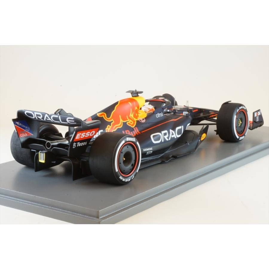 スパーク 1/18 オラクル レッドブル レーシング RB18 No.1 2022 F1 サウジアラビアGP ウィナー M.フェルスタッペン  完成品ミニカー 18S754