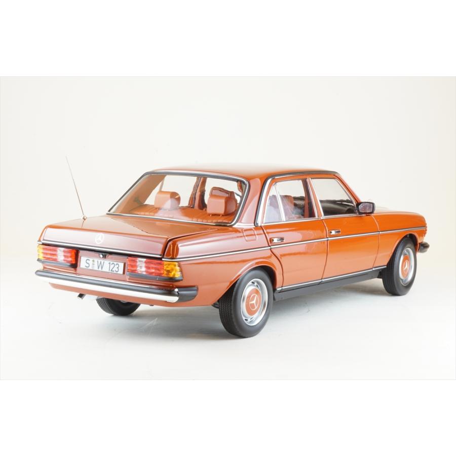 ディーラー別注 1/18 メルセデス・ベンツ 200 W123 ディーラー別注 1/18 メルセデス・ベンツ 200 W123