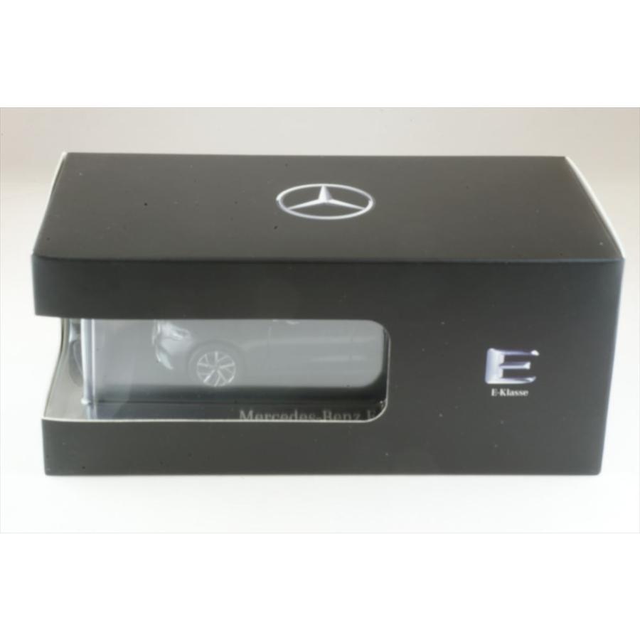 ★未使用★ 1/43 メルセデス ベンツ Eクラス モデルカー ミニカーディーラ ☆未使用☆ 1/43 メルセデス ベンツ Eクラス モデルカー