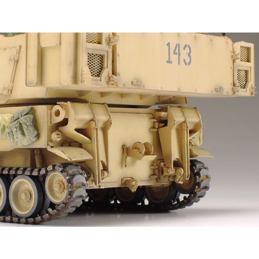 タミヤ 1/35 アメリカ自走砲 M109A6パラディン イラク戦争 スケール
