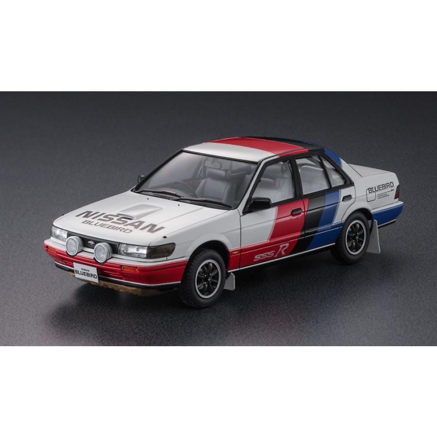 ハセガワ 1/24 ニッサン ブルーバード 4ドアセダン SSS-R(U12型)前期