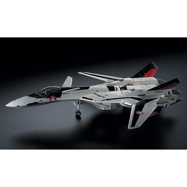 ハセガワ 1/72 YF-19 「マクロスプラス」より キャラクタープラモデル