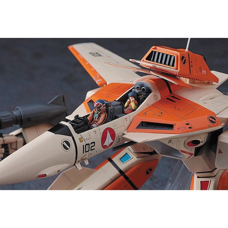 ハセガワ 1/72 VF-1D ガウォーク バルキリー 「超時空要塞マクロス(TV