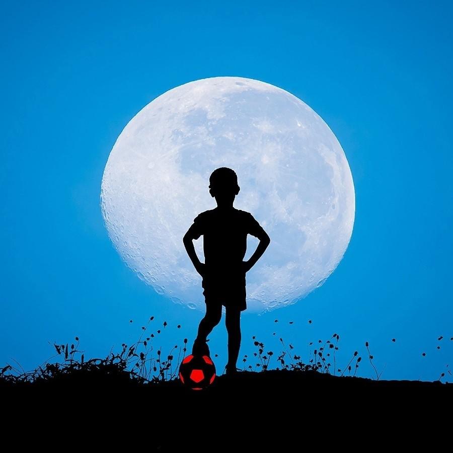 光るサッカーボール 4号球 Nightmatch ナイトマッチ Led ライトアップ サッカーボール 空気入れポンプ 予備電池付 Refreeze ヤフー店 通販 Yahoo ショッピング