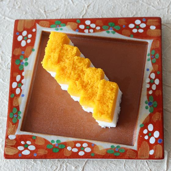 梅花角皿（大） 梅柄 かわいい お正月用 日本製 美濃焼 : ひろん家