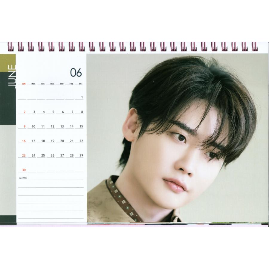 イジョンソク グッズ 卓上 カレンダー (写真集 カレンダー) 2024~2025年 (2年分) + ステッカーセット K-POP |  | 02