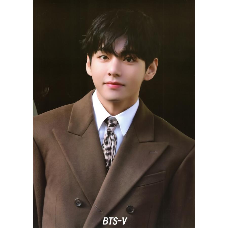 BTS V テテ グッズ  ポスター 12枚 (A3サイズ) ＋ ステッカー セット 13点セット |  | 01