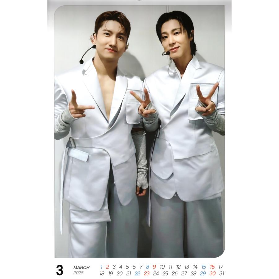 東方神起　5人　2009年　2010年　壁掛け　カレンダー 東方神起 5人 2009年 2010年 壁掛け カレンダー 東方神起