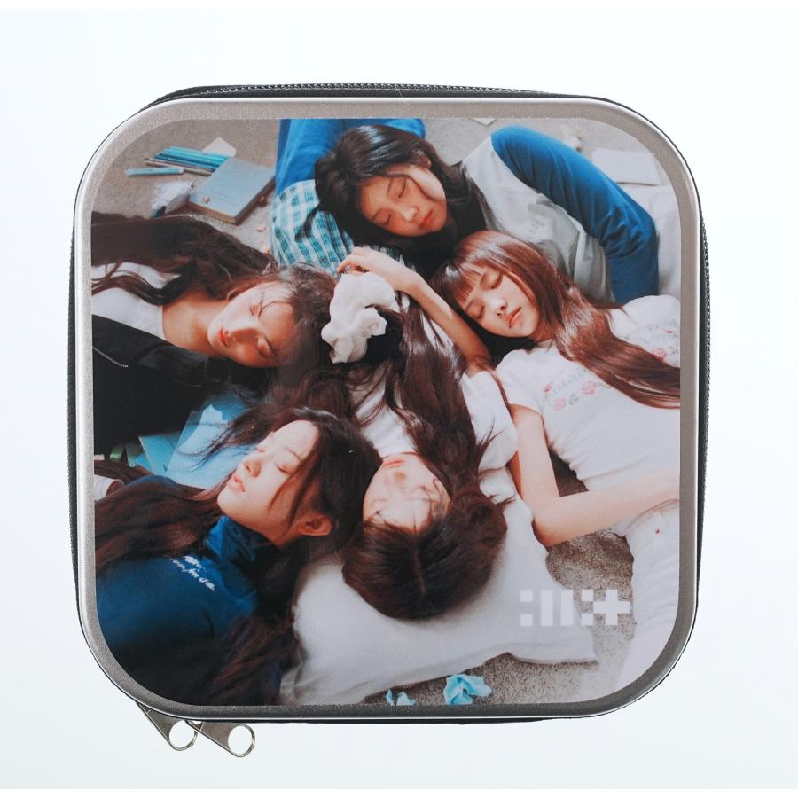 ILLIT アイリット グッズ CDケース/DVDケース (20枚収納 可能) 両面写真 5 |  | 01