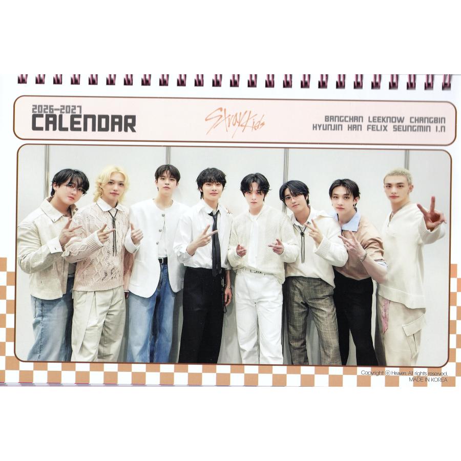 stray kids ストレイキッズ グッズ 卓上 カレンダー 2026~2027年(2年分