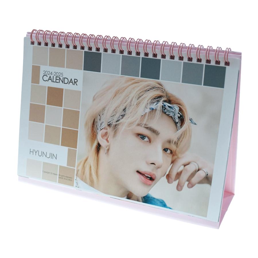 Stray Kids ストレイキッズ ヒョンジン グッズ 卓上 カレンダー 写真集