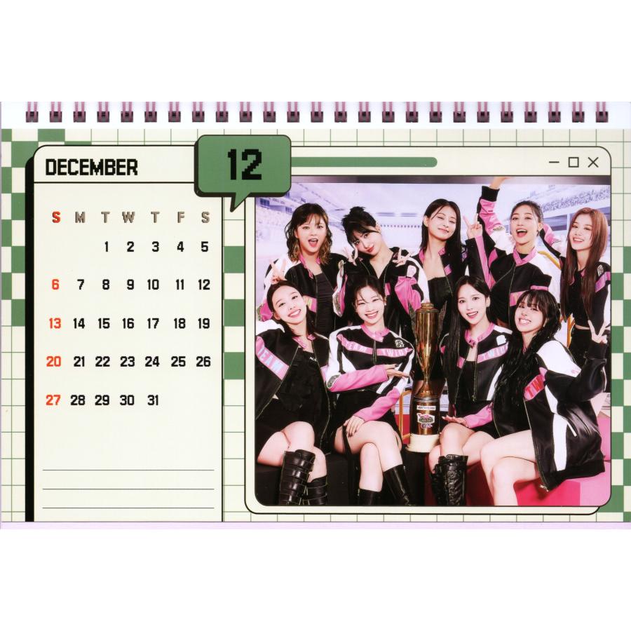 TWICE グッズ 卓上 カレンダー ( 写真集 ピンク 卓上カレンダー ) 20252026年 (2年分) + ステッカーシールセット