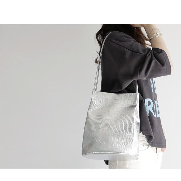 シルバー バッグ メタリック トートバッグ トートバック ショルダーバッグ 2way 斜めがけ 合皮 高見え Metallic Python Bag 4301 Prau プラウ ヤフーショッピング店 通販 Yahoo ショッピング