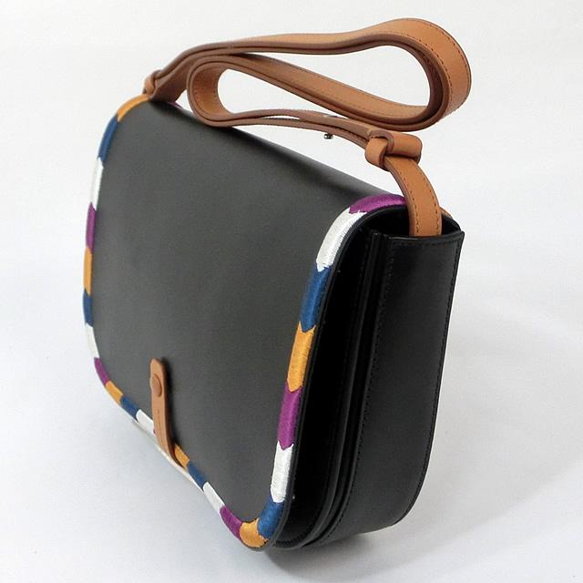 IL BISONTE（イルビゾンテ） ショルダーバッグ クロスボディ PICCARDA