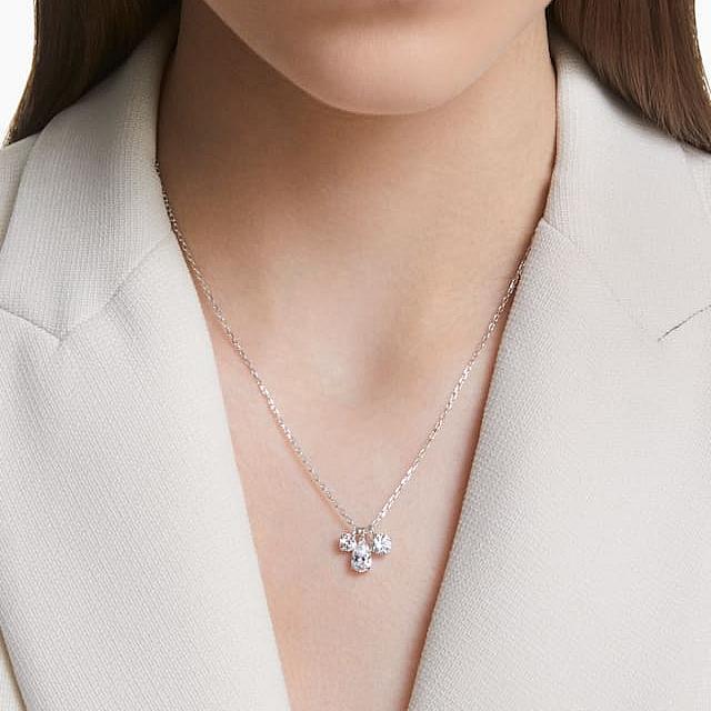 60【スワロフスキー製】社交ダンス ペンダント ネックレス 背中チェーン 楽天市場】エントリー最大10倍！6日-9日1:59☆ 【スペシャル