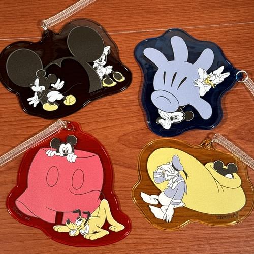 モーティマーマウス　ポーチ　パスケース　ピンバッジ　アクキー　新品　13点セット マリモクラフト Disney/ディズニー ダイカットパスケース MIC-016-9