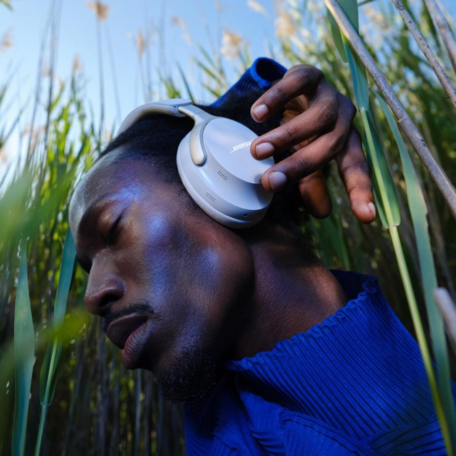 欠品カラー再入荷！ NEW Bose QuietComfort Ultra Wireless Noise Cancelling Headphones with Spatial Audio， Over-the-Ear Headphones with Mic， Up to 24 Hours of Battery Life，