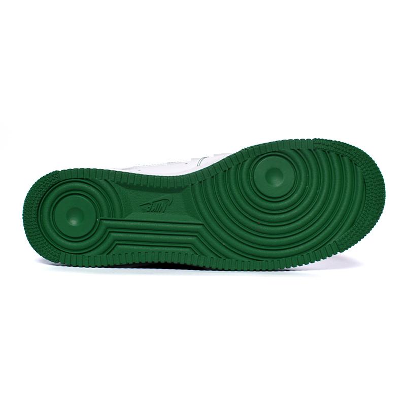 NIKE AIR FORCE 1 '07 NIKE AIR FORCE 1 '07