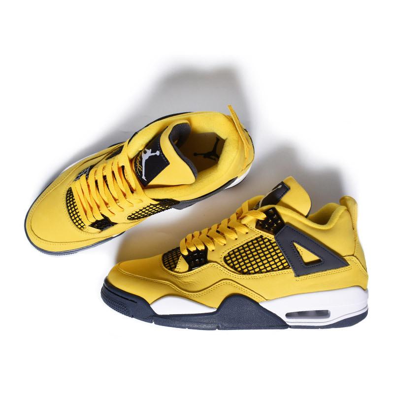 美*幸様 NIKE Air Jordan 4 レトロ SE ネオンイエロー　美品 NIKE公式】エア ジョーダン 4 レトロ ウィメンズシューズ