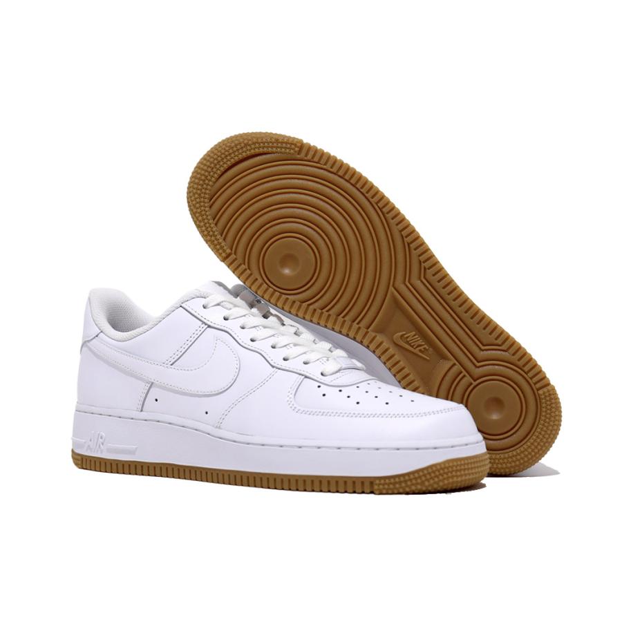 NIKE AIR FORCE 1 '07 