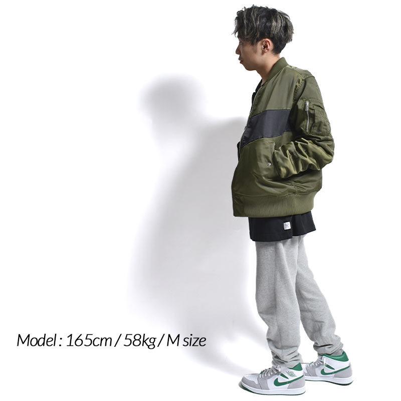NIKE M NSW SYEFL SWOOSH BOMBER KHAKI × WHITE ナイキ ボンバー NIKE M NSW SYEFL SWOOSH BOMBER KHAKI × WHITE ナイキ ボンバー