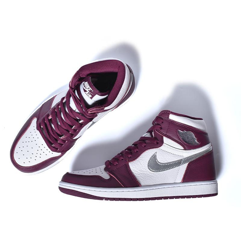 NIKE AIR JORDAN 1 HIGH OG 