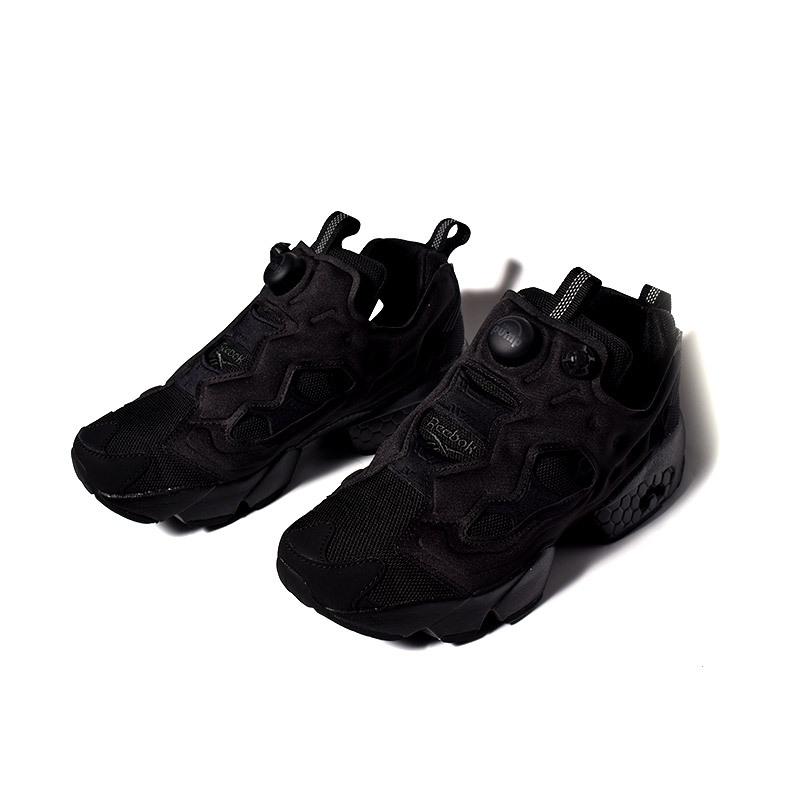 Reebok Insta Pump ブラック　レディース　25㎝ Reebok REEBOK INSTA PUMP FURY OG ”TRIPLE BLACK” リーボック