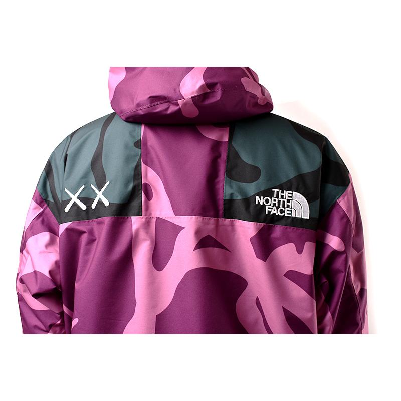 日本未発売 KAWS x The North Face Retro 1986 Mountain Jacket 日本未発売 KAWS x The North Face Retro 1986 Mountain Jacket