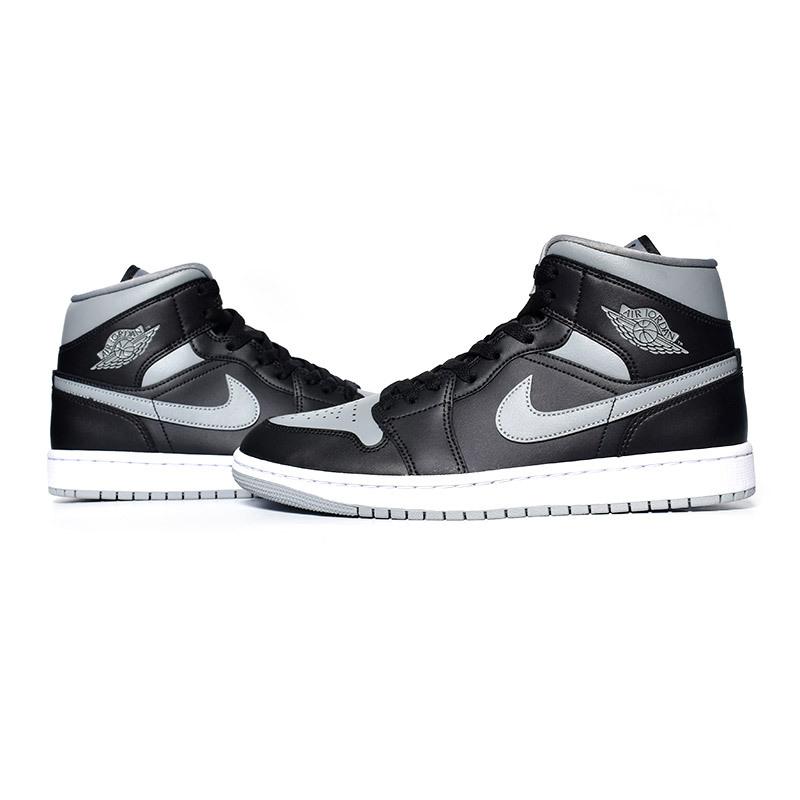 NIKE WMNS AIR JORDAN 1 MID 