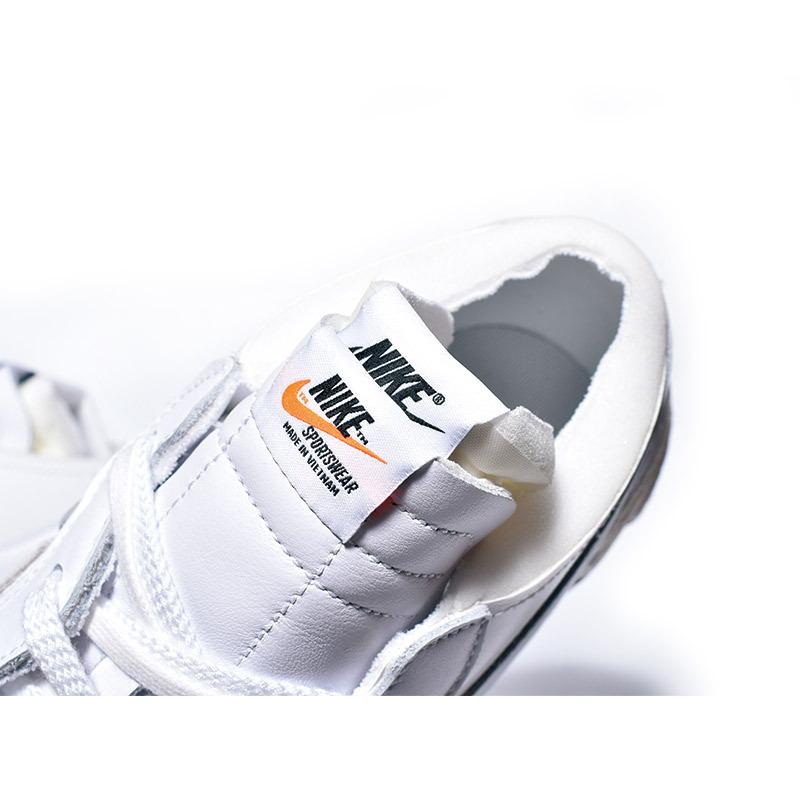 NIKE BLAZER LOW SACAI NIKE BLAZER LOW SACAI