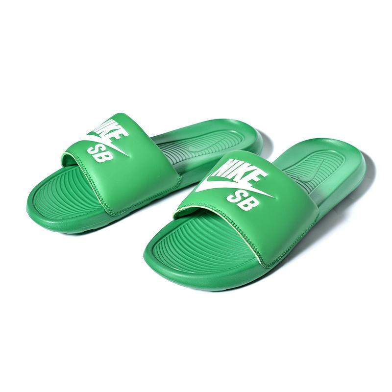 NIKE SB BENASSI VICTORI ONE SLIDE "Lucky Green" ナイキ べナッシ ビクトリ ワン スライド サンダル ( 緑 グリーン メンズ DR2018-300 )｜precious-place｜03