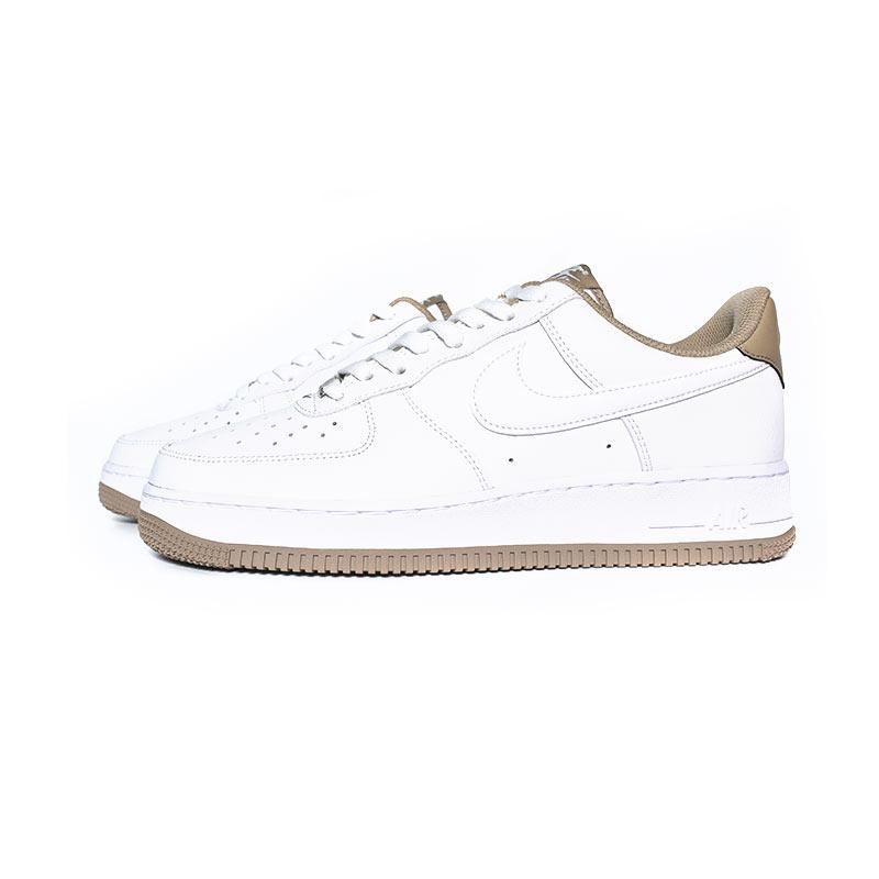 NIKE AIR FORCE 1 '07 NIKE AIR FORCE 1 '07