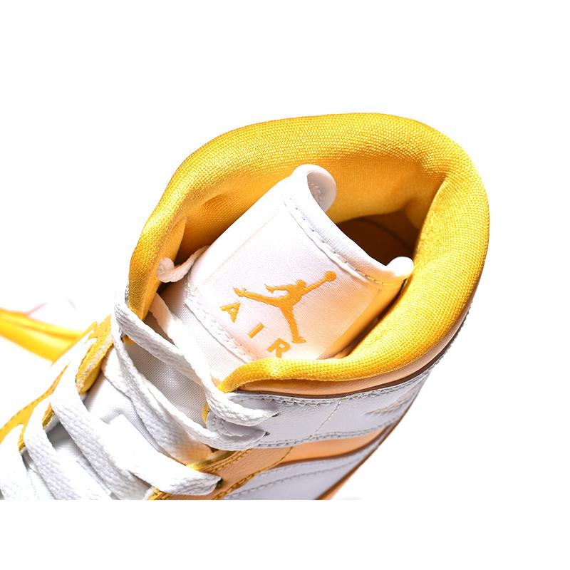 NIKE WMNS AIR JORDAN 1 MID NIKE WMNS AIR JORDAN 1 MID