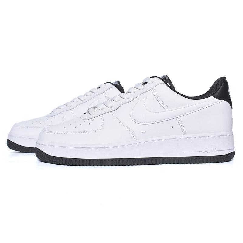 NIKE 日本未発売 AIR FORCE 1 '07 NIKE 日本未発売 AIR FORCE 1 '07