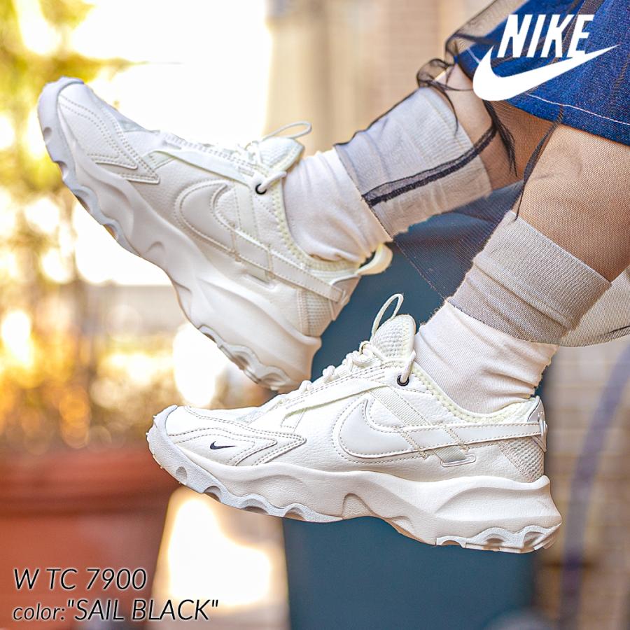 NIKE W TC 7900 NIKE W TC 7900