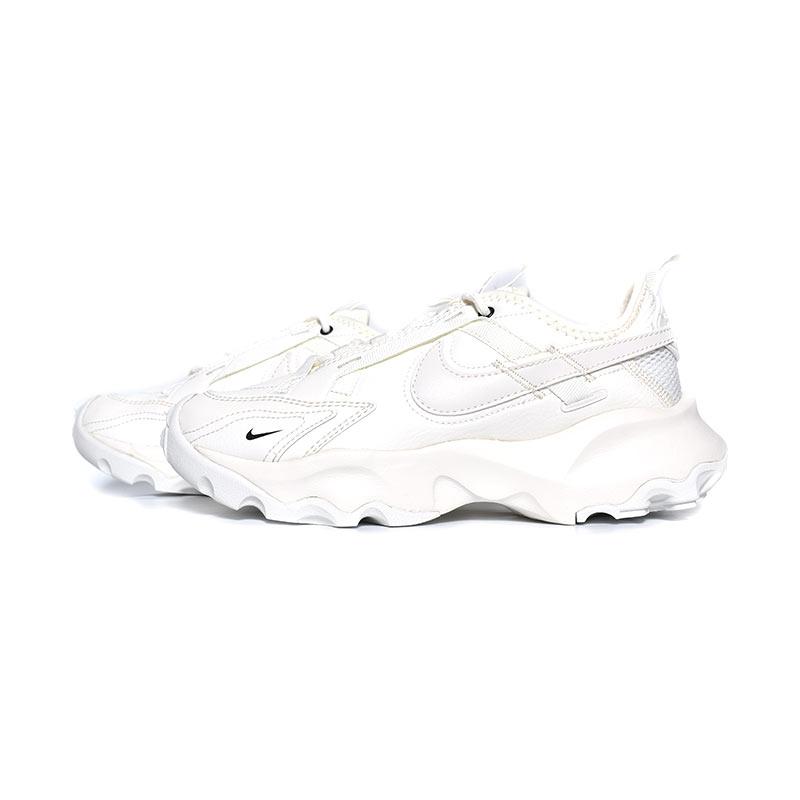 NIKE W TC 7900 NIKE W TC 7900