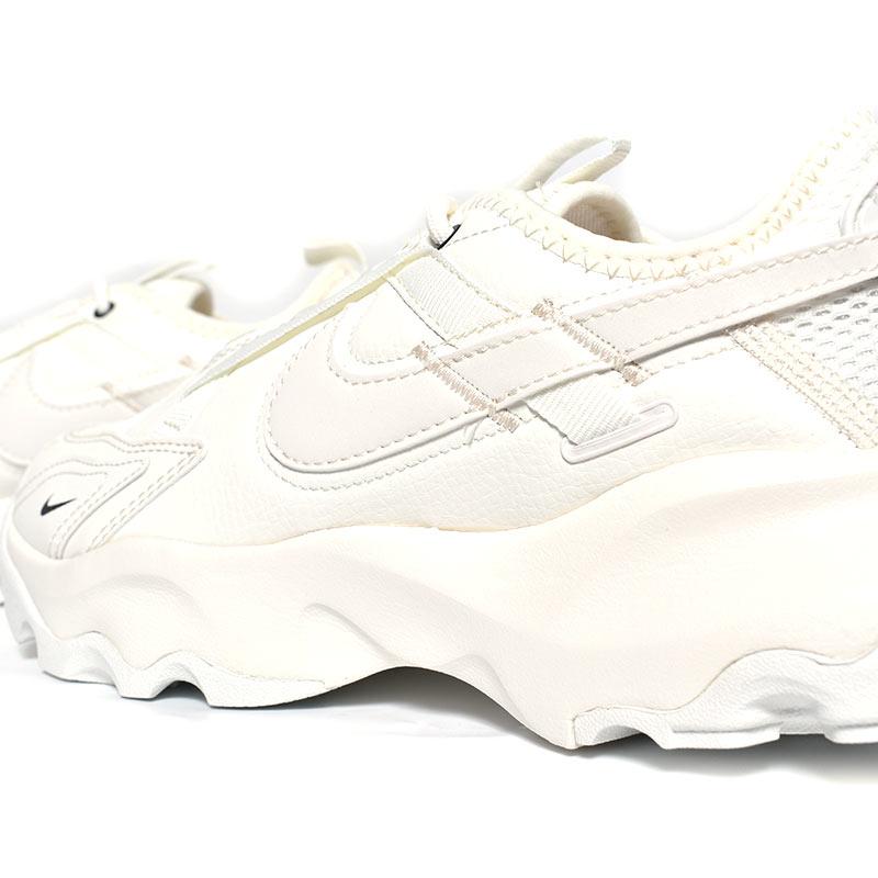 NIKE W TC 7900 NIKE W TC 7900
