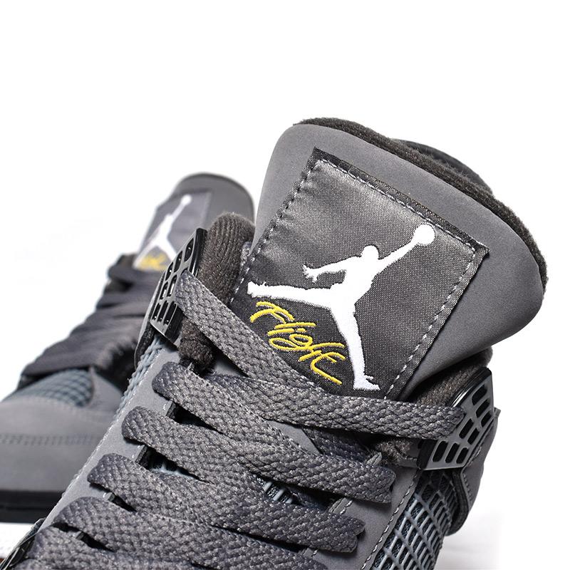NIKE AIR JORDAN 4 RETRO SE NIKE AIR JORDAN 4 RETRO SE