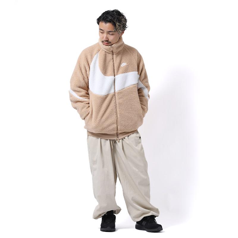 NIKE BIG SWOOSH BOA JACKET BEIGE × WHITE ナイキ ビッグ NIKE BIG SWOOSH BOA JACKET BEIGE × WHITE ナイキ ビッグ