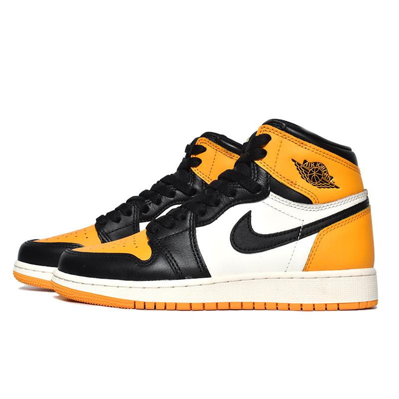 NIKE AIR JORDAN 1 RETRO HIGH OG GS NIKE AIR JORDAN 1 RETRO HIGH OG GS